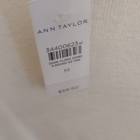 NWT Ann Taylor Cream Mock Neck Sweater Shell - Picture 3 of 3